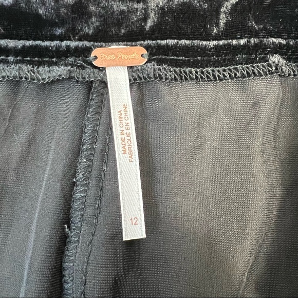 Free People Dance The Night Away black velvet skort size 12 - Picture 15 of 16
